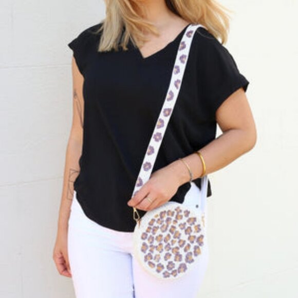 Anthropologie Leopard Animal Round Full Glass Beaded Round Bag with Beaded Strap - Picture 4 of 6